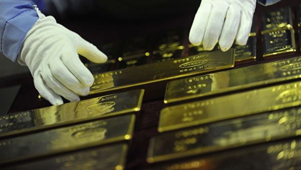 <br />
Эксперты предупредили о росте цены на золото к концу года<br />
