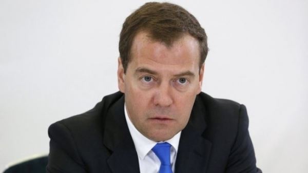 Медведев назвал требования к плану по ускорению экономического роста