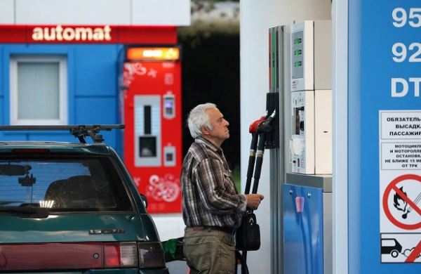 <br />
Средние цены на бензин в России с 30 сентября по 6 октября выросли на 1 копейку<br />
